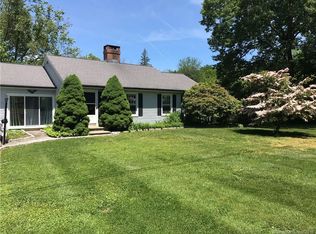 29 Stonecrest Rd, Ridgefield, CT 06877