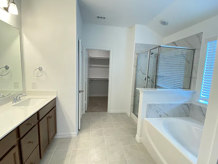 4012 Malachite Dr — Photo 9