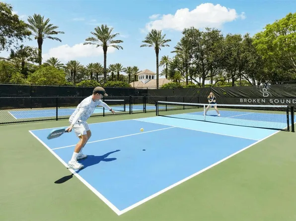 6142 NW 23rd Terrace, Boca Raton, FL 33496