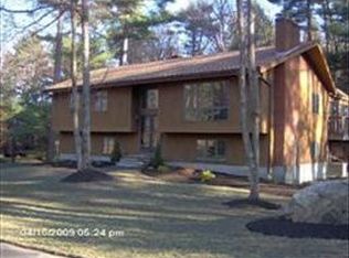 38 Hickory Ln, North Reading, MA 01864