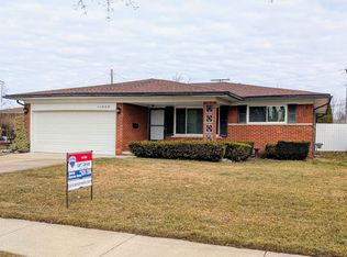 11065 Grenada Dr, Sterling Heights, MI 48312