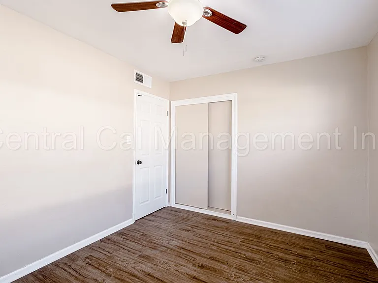 200 Wetherley Dr — Photo 12