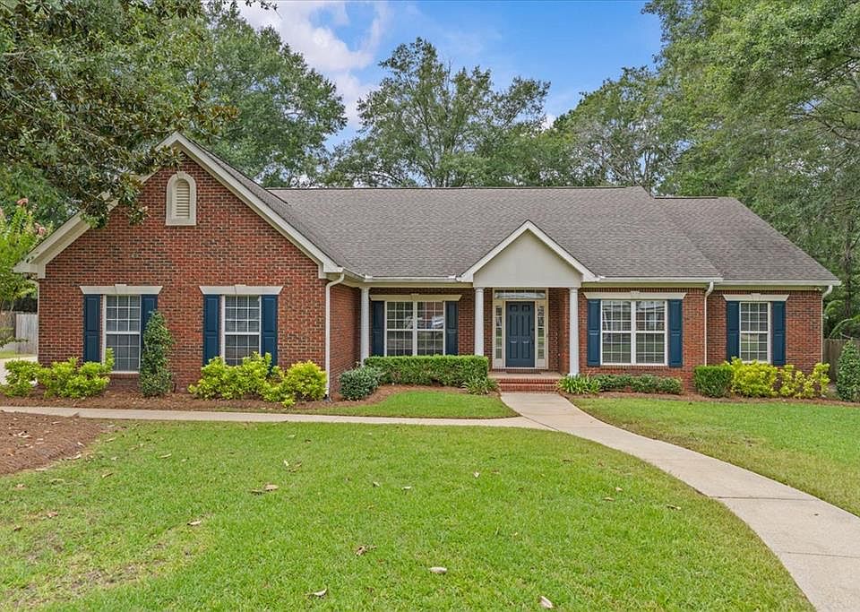 1st image of 129 Sawgrass Dr