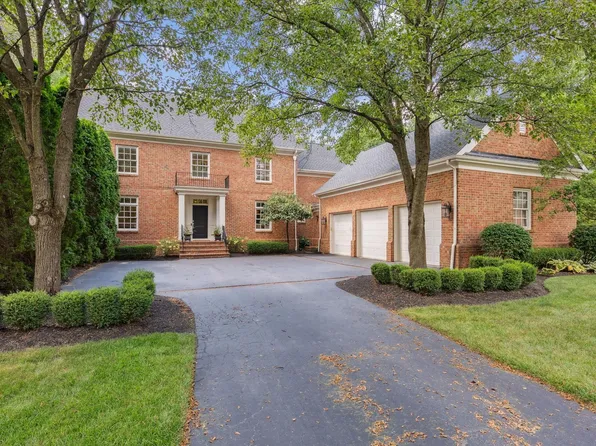 7288 Berkley Sq N, New Albany, OH 43054
