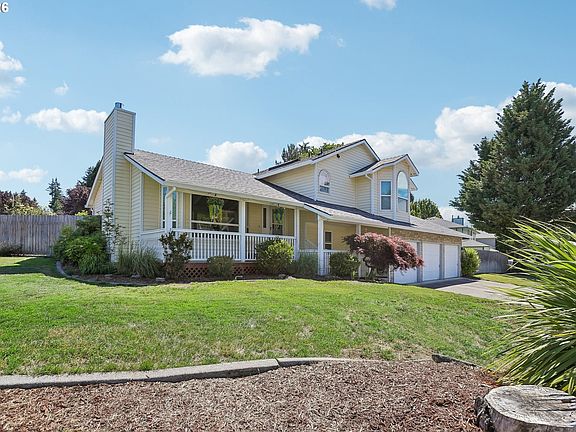 3rd image of 8915 NE 28th Pl