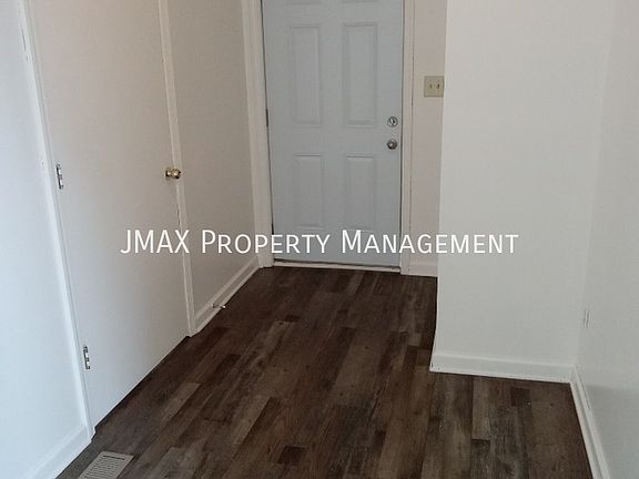 3rd image of 654 Highland Ave SE #1