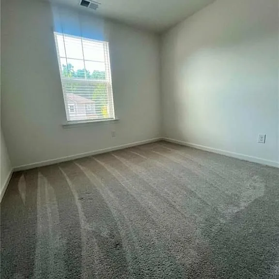 683 Evergreen Rd — Photo 36
