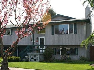 2246 SW 8th Dr, Gresham, OR 97080