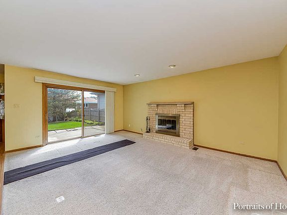 4th image of 3023 Becket Ave