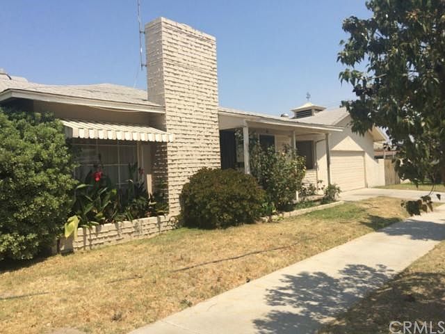 2nd image of 521 Olive St