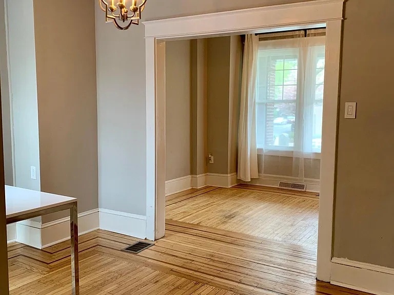 905 N Duke St — Photo 11