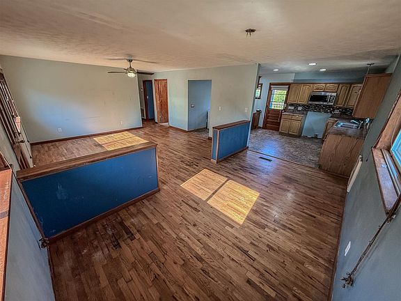 5th image of 6000 Barren River Rd