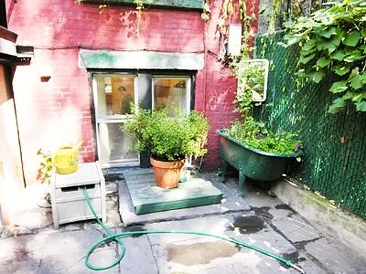 Rented by City Connections Realty | media 14