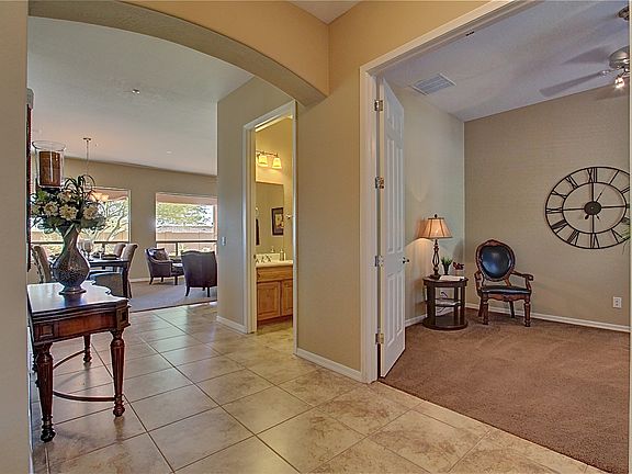 4th image of 1517 W Bramble Berry Ln