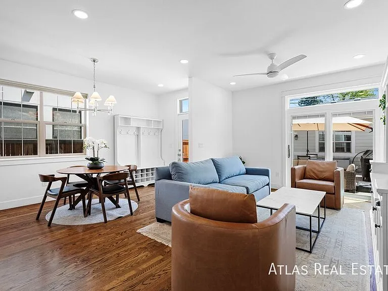 1194 S Lincoln St — Photo 12