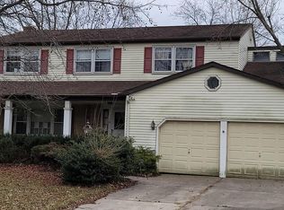 738 Grant Rd, Mount Laurel, NJ 08054