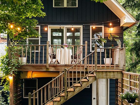 3rd image of 28 Summit Street