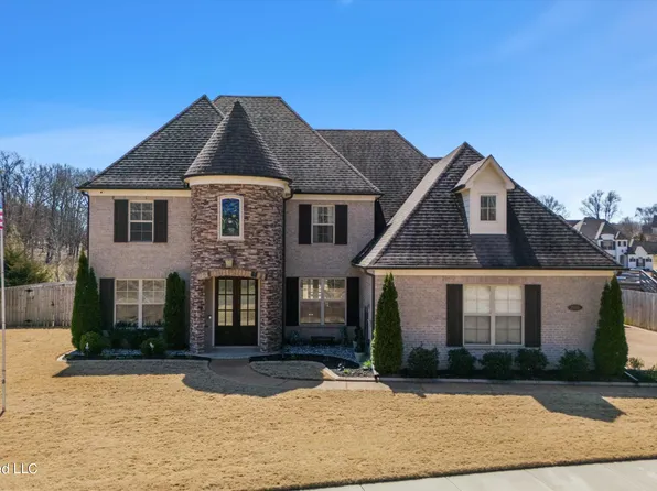 1586 Carlee Dr, Hernando, MS 38632