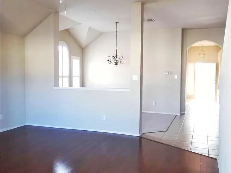 1724 River Oaks Dr — Photo 6