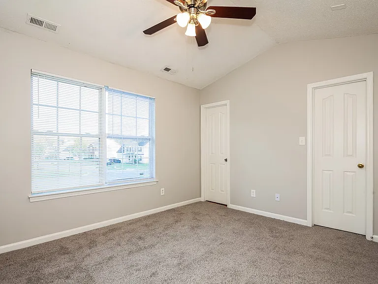 1431 Nature Pl — Photo 11