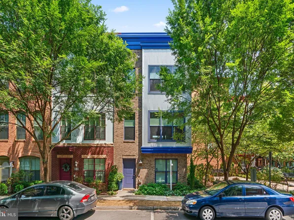 5701 45th Ave, Hyattsville, MD 20781
