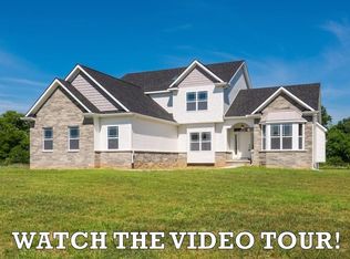 7704 Fox Trce, Dexter, MI 48130