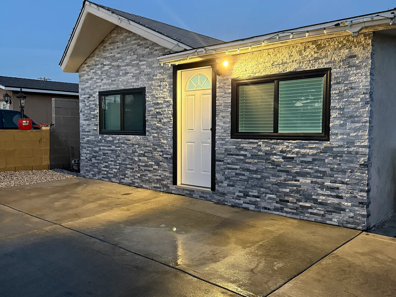 3 bed, $3,995 — Photo 2