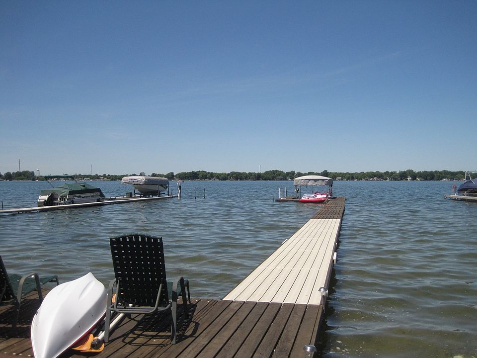 389 E Shore Dr, Whitmore Lake, MI 48189 Zillow