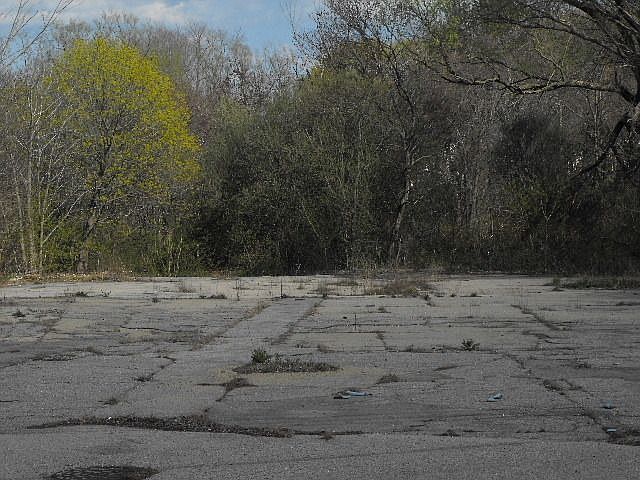 1st image of 519 High St