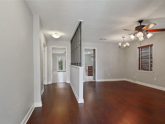 2nd image of 3812 N Deerwood Dr
