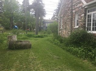 1067 State Rd, North Adams, MA 01247