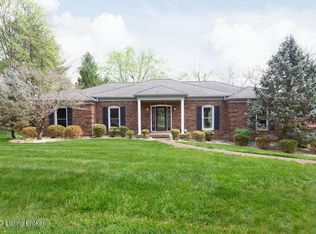 3307 Cross Pointe Rd, Broeck Pointe, KY 40241