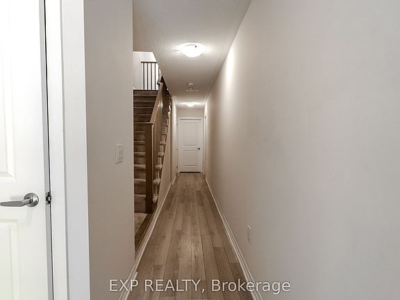 5th image of 585 Colborne St #1207