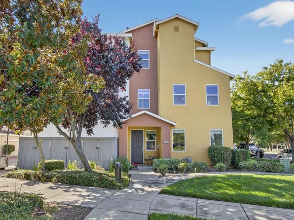 10854 Atherstone Dr, Rancho Cordova, CA 95670