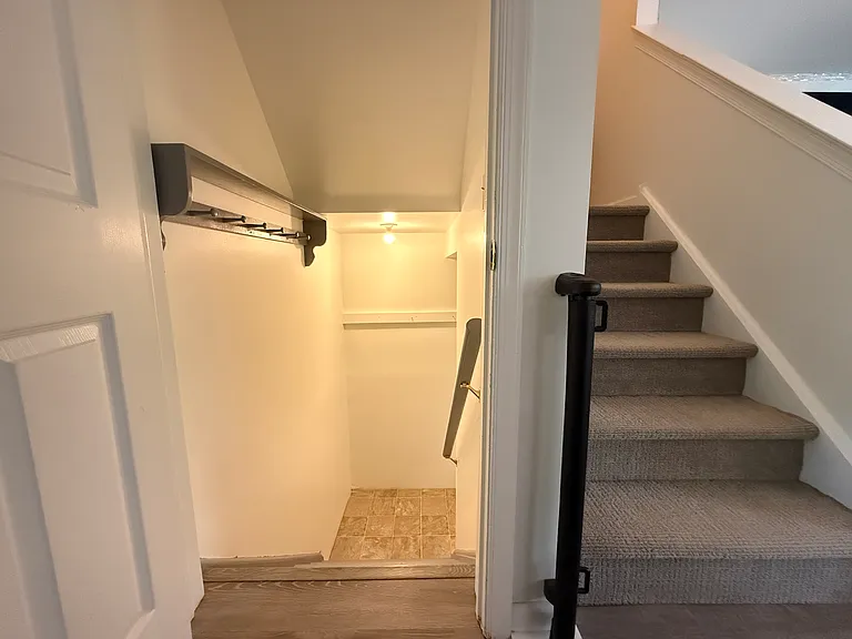 120 Village Dr — Photo 37