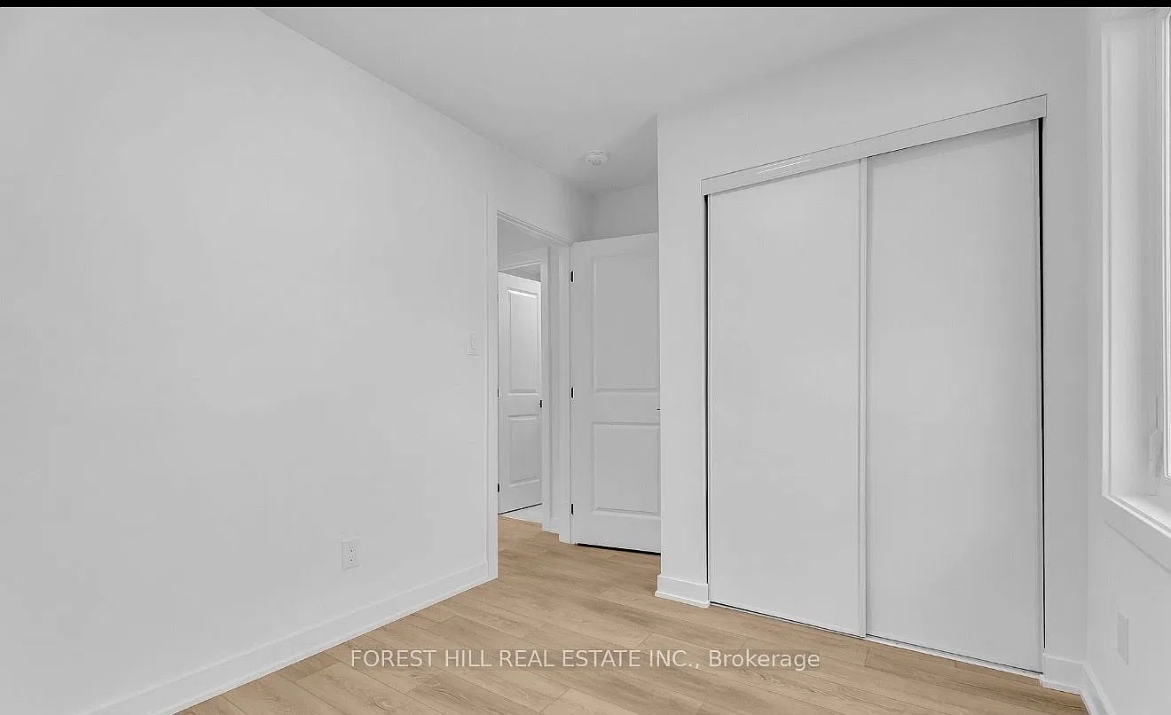 105 Galloway Rd — Photo 4
