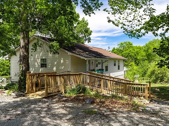 4th image of 3012 Ryan Hill Dr