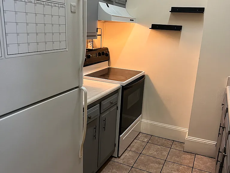 217 W Pike St #303 — Photo 3