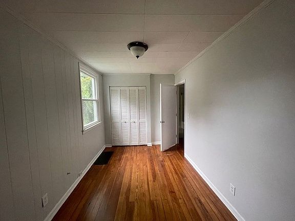 5th image of 2122 Lawson Ave