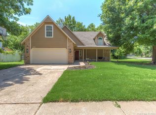1800 S Umbrella Ct, Broken Arrow, OK 74012