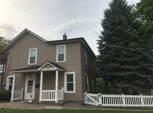 602 W 7th St, Dubuque, IA 52001