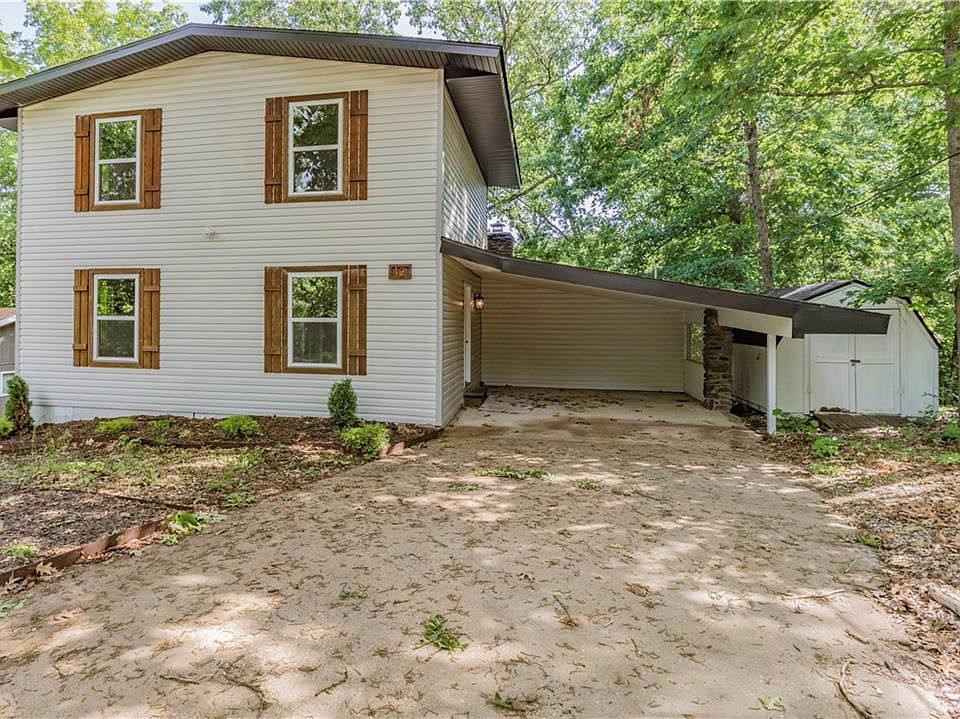1st image of 12 Brompton Ln
