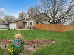7235 158th St W, Apple Valley, MN 55124