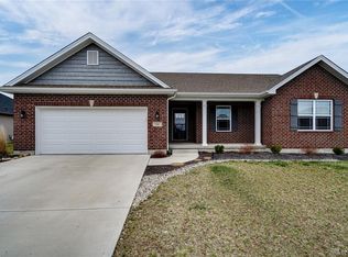 206 Oakridge Ct, Franklin, OH 45005