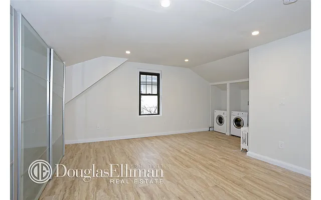Rented by Douglas Elliman | media 22