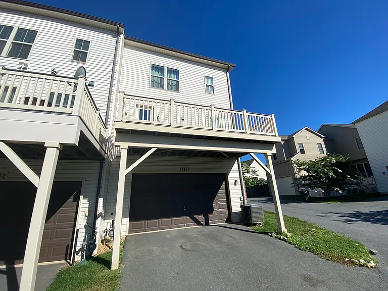 13940 Estuary Dr — Photo 11