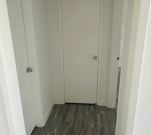 5th image of 909 Westbourne Dr