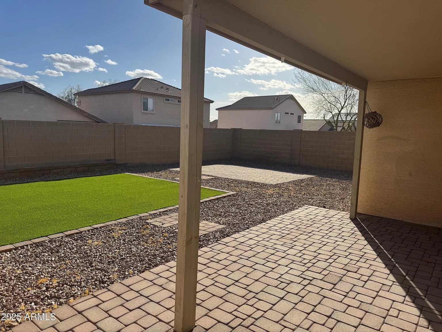 3 bed, 2.0 bath, 1424 sqft, $1,850 — Photo 2