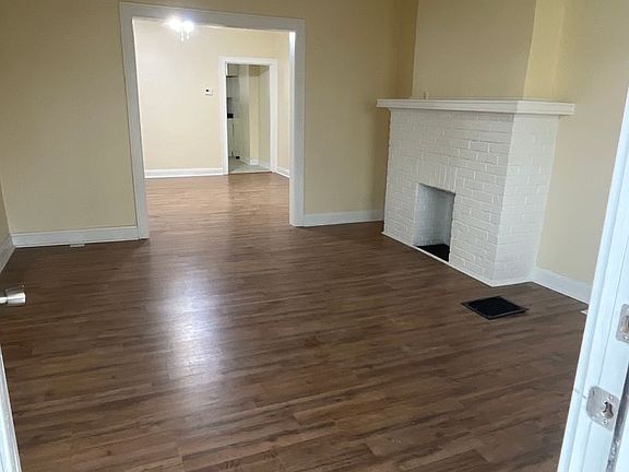 3rd image of 512-514 Southwood Ave #512