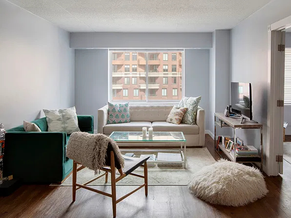 300 Rector Pl APT 9E, New York, NY 10280